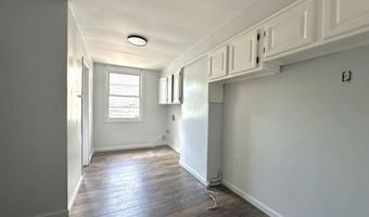 1049 BROADWAY, Bayonne, NJ 07002