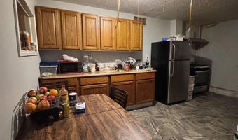 1221 Overland Ave, Burley, ID 83318