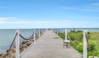 6451 RUBIA Cir, Apollo Beach, FL 33572