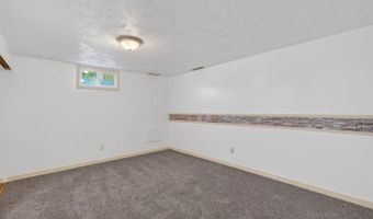 420 Taylor St, American Falls, ID 83211