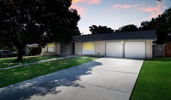 210 Summertime Dr, San Antonio, TX 78216