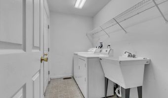 12 Brittany Dr, Bayville, NJ 08721