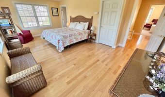 637 4th, West Cape May, NJ 08204