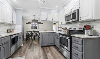 2006 Yorktown Ct, Ardmore, OK 73401