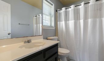 9041 Alder Dr, Baton Rouge, LA 70817
