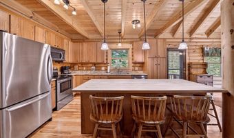 1334 Hillside, Algonquin, IL 60102