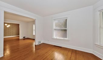 386 Division St, Amsterdam, NY 12010