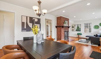 941 N MCKINLEY Rd, Arlington, VA 22205