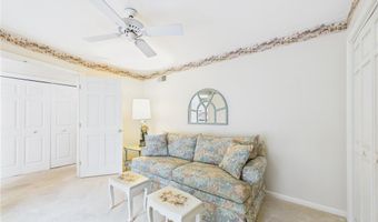 102 Pine Glen Dr, East Greenwich, RI 02818