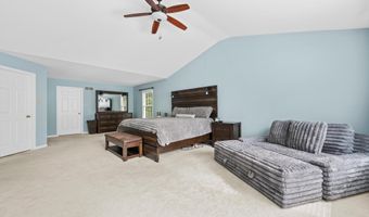 600 STONEHAM Ct, Ambler, PA 19002