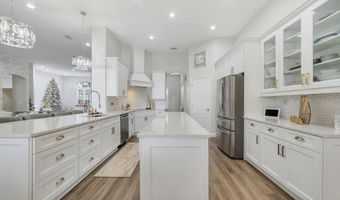 457 CHINAHILL Ct, Apopka, FL 32712