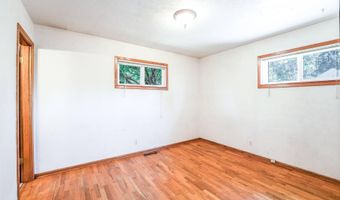 834 NE 11th St, Bend, OR 97701