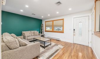 7 Cardinal Rd, Alloway, NJ 07422