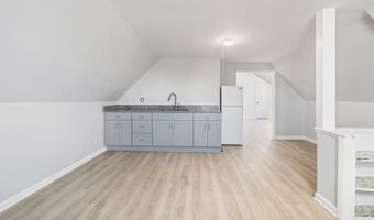 714 B Madison Ave, Bridgeport, CT 06606