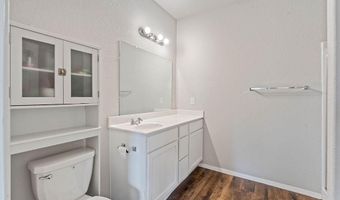 7004 SW Chalkstone Rd, Bentonville, AR 72713