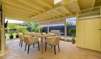 1341 Akaiki St, Kailua, HI 96734