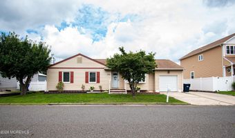 1220 Neptune Ave, Beachwood, NJ 08722