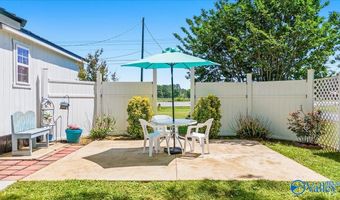 1312 Oneonta Cut-Off Rd, Albertville, AL 35950