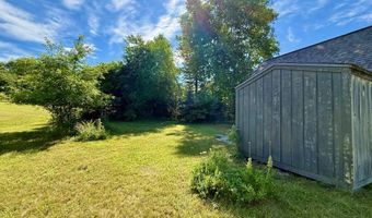 90 Searsport Ave, Belfast, ME 04915