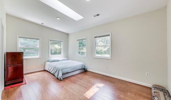 3603 JOHN Ct, Annandale, VA 22003