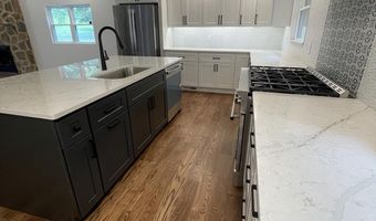 512 CRICKET Ln, Hockessin, DE 19707