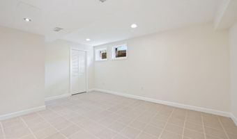 5817 SWARTHMORE Dr, Berwyn Heights, MD 20740