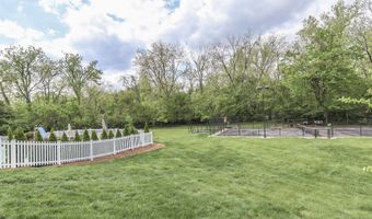 7082 Tremont Dr, Bargersville, IN 46106