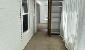 708 E El Norte Pkwy, Escondido, CA 92026