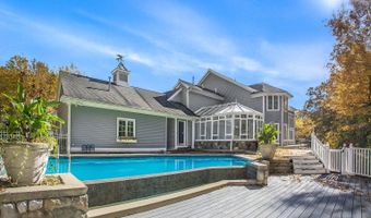 7540 Alaska Rdg SE, Alto, MI 49302