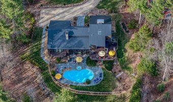 6 Williamsburg Ln, Bedford, NH 03110