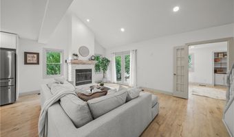 775-6 Hampton Cir, Aurora, OH 44202