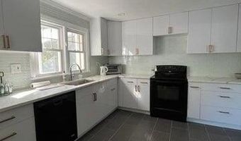 742 Myrtle Ave, West Allenhurst, NJ 07711