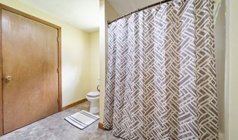 835 Erickson Rd, Ashby, MA 01431