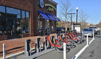 906 S WASHINGTON St S 307, Alexandria, VA 22314