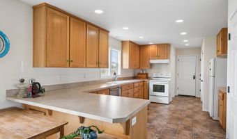10124 WISEACRE Ln, Aurora, OR 97002