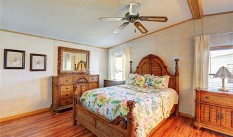 624 Periwinkle Cir, Barefoot Bay, FL 32976