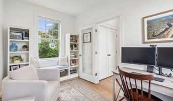 239 A Foreside Rd, Falmouth, ME 04105
