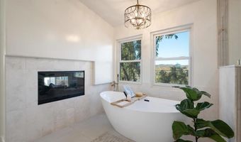 5842 Ranch View Rd, Oceanside, CA 92057