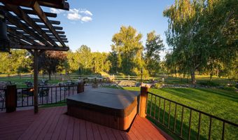 400 Lagoon Ln, Challis, ID 83226