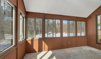 37 O'Connor Ln, Albany, NH 03818