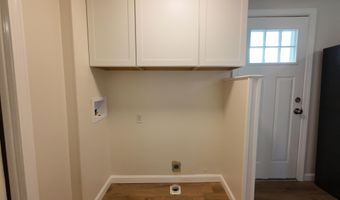 6 Sherwood Ln, Merrimack, NH 03054