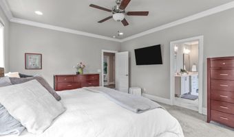 2817 Walden Rd, Apex, NC 27502