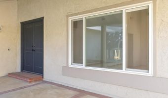 2325 Parkway Dr, Camarillo, CA 93010