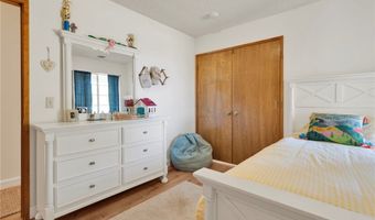 21930 Mohican Ave, Apple Valley, CA 92307