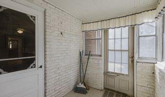 1147 State St, Augusta, KS 67010