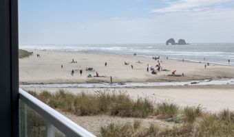 168 N PACIFIC St, Rockaway Beach, OR 97136