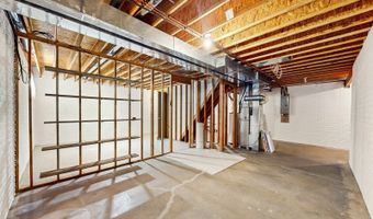 1017 NE 5th St, Ankeny, IA 50021