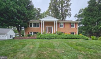 3720 KING ARTHUR Rd, Annandale, VA 22003
