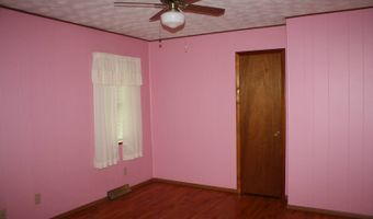 227 S. Seventh St, Albion, IL 62806