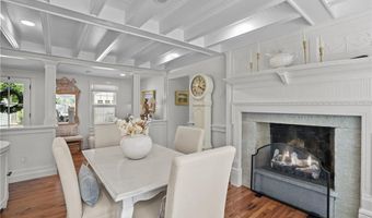 15 Harwood Rd, East Greenwich, RI 02818